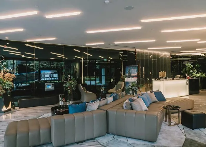 43f Skyline View Bts Thonglor Apartment *